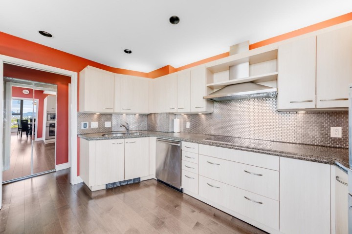 Photo 15 at 1000 - 1788 W 13th Avenue, Fairview VW, Vancouver West