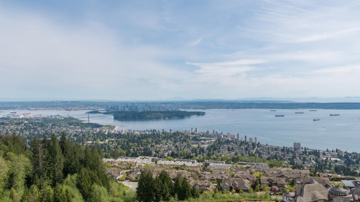 Photo 11 at 2345 Kadlec Court, Whitby Estates, West Vancouver