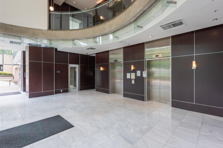 Photo 2 at 2302 - 555 Jervis Street, Coal Harbour, Vancouver West