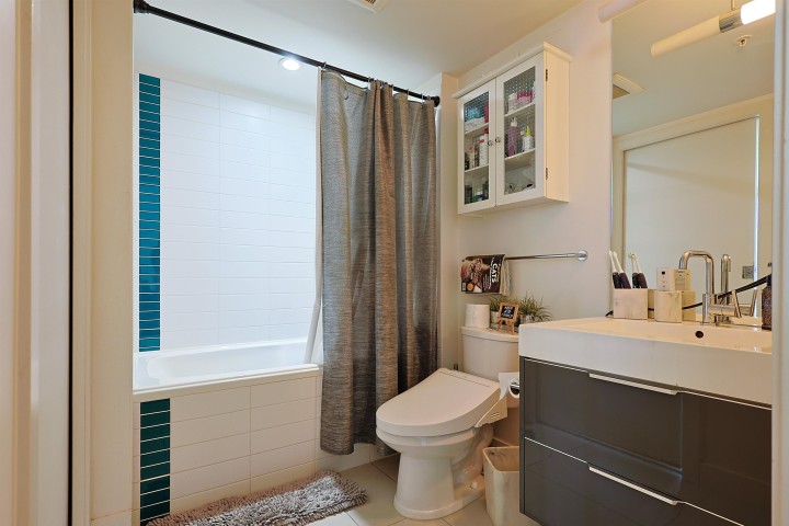 Photo 7 at 908 - 1325 Rolston Street, Downtown VW, Vancouver West