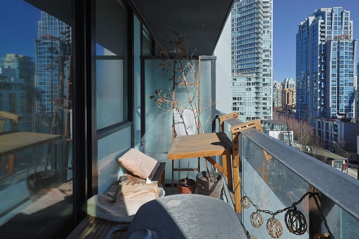 Photo 14 at 908 - 1325 Rolston Street, Downtown VW, Vancouver West