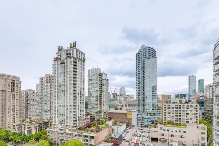 Photo 21 at 1601 - 833 Homer Street, Downtown VW, Vancouver West