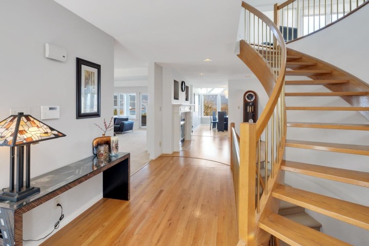 Photo 6 at 4322 West Point Place, Point Grey, Vancouver West