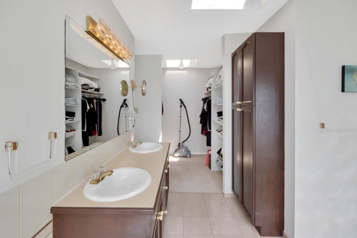 Photo 29 at 4322 West Point Place, Point Grey, Vancouver West