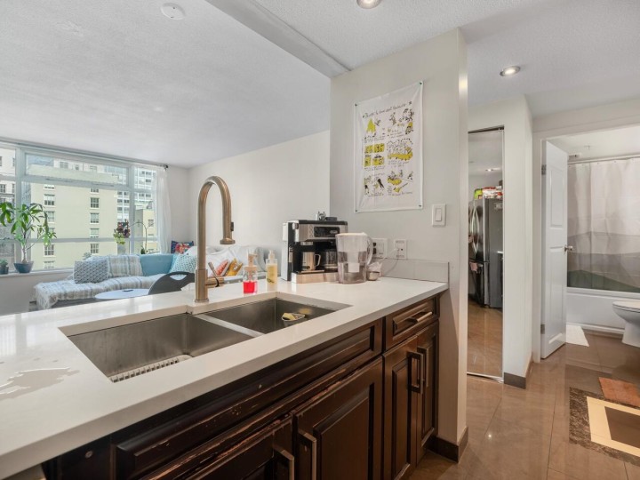 Photo 4 at 803 - 438 Seymour Street, Downtown VW, Vancouver West