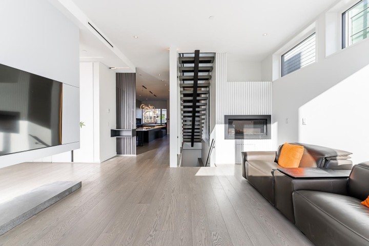 Photo 6 at 3941 W 24th Avenue, Dunbar, Vancouver West