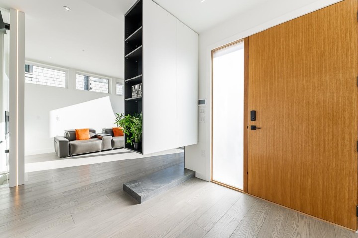 Photo 3 at 3941 W 24th Avenue, Dunbar, Vancouver West