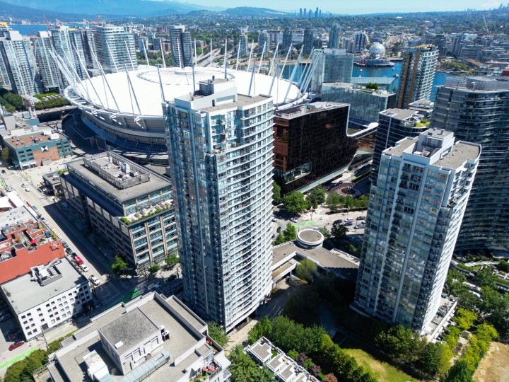 Photo 1 at 3705 - 928 Beatty Street, Yaletown, Vancouver West