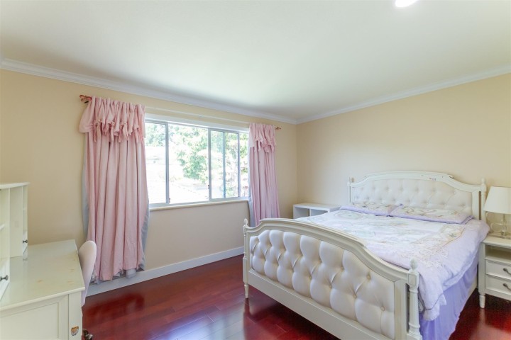 Photo 14 at 1369 W 55th Avenue, South Granville, Vancouver West