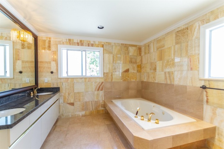 Photo 11 at 1369 W 55th Avenue, South Granville, Vancouver West