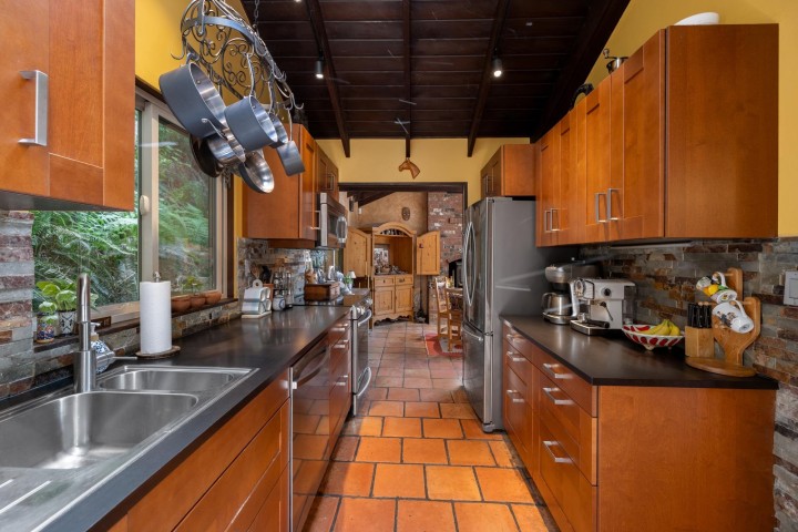 Photo 17 at 315 Bayview Road, Lions Bay, West Vancouver