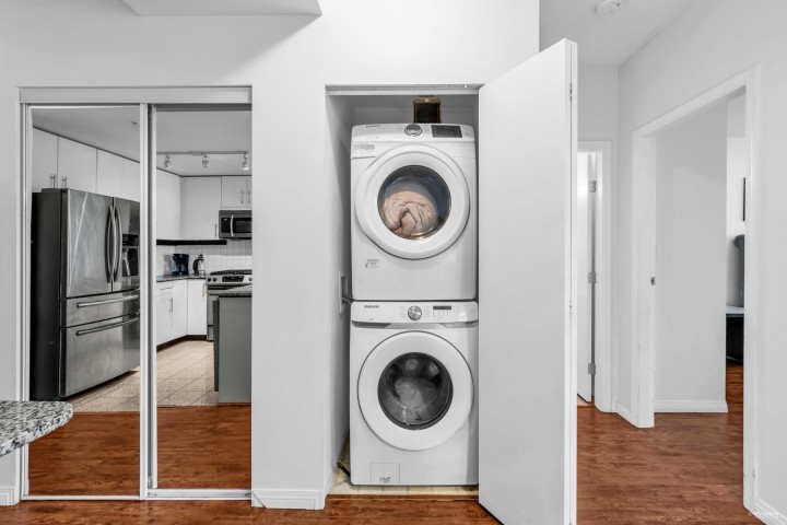 Photo 23 at 409 - 100 E Esplanade Street, Lower Lonsdale, North Vancouver