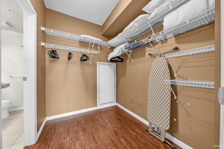 Photo 17 at 409 - 100 E Esplanade Street, Lower Lonsdale, North Vancouver