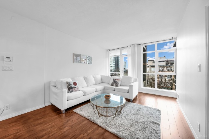 Photo 12 at 409 - 100 E Esplanade Street, Lower Lonsdale, North Vancouver