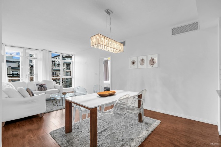 Photo 7 at 409 - 100 E Esplanade Street, Lower Lonsdale, North Vancouver