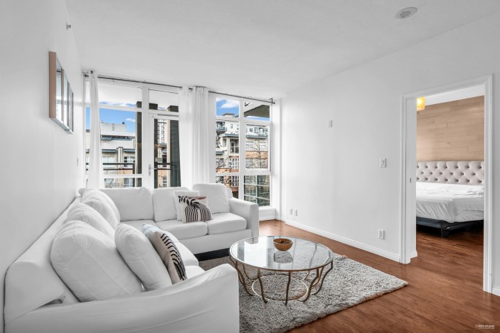 Photo 11 at 409 - 100 E Esplanade Street, Lower Lonsdale, North Vancouver