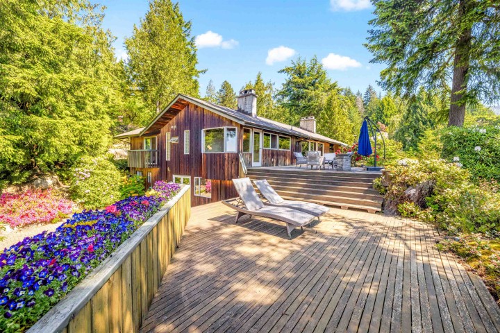 Photo 6 at 4663 Woodridge Place, Cypress Park Estates, West Vancouver