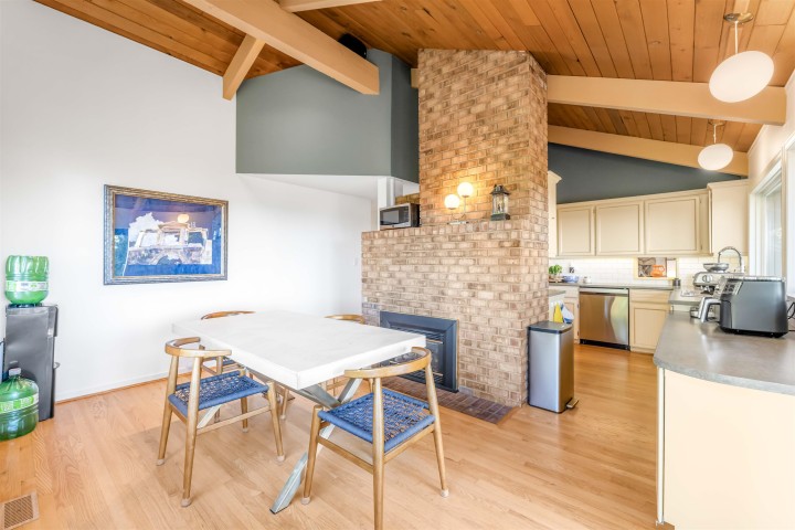 Photo 12 at 4663 Woodridge Place, Cypress Park Estates, West Vancouver