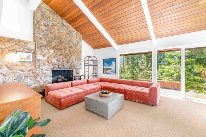 Photo 14 at 4663 Woodridge Place, Cypress Park Estates, West Vancouver