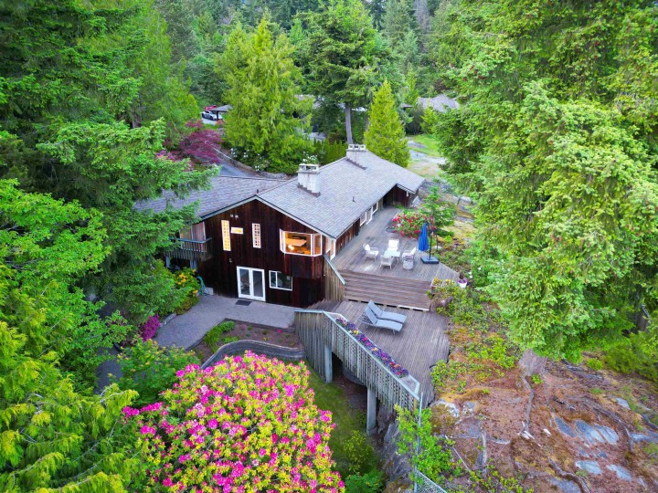 Photo 8 at 4663 Woodridge Place, Cypress Park Estates, West Vancouver