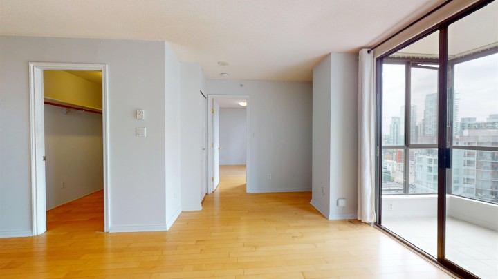 Photo 12 at 2007 - 1189 Howe Street, Downtown VW, Vancouver West