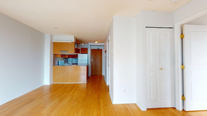 Photo 10 at 2007 - 1189 Howe Street, Downtown VW, Vancouver West