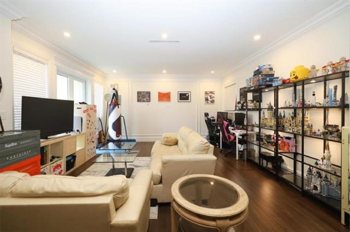 Photo 5 at 875 W 38th Avenue, Cambie, Vancouver West