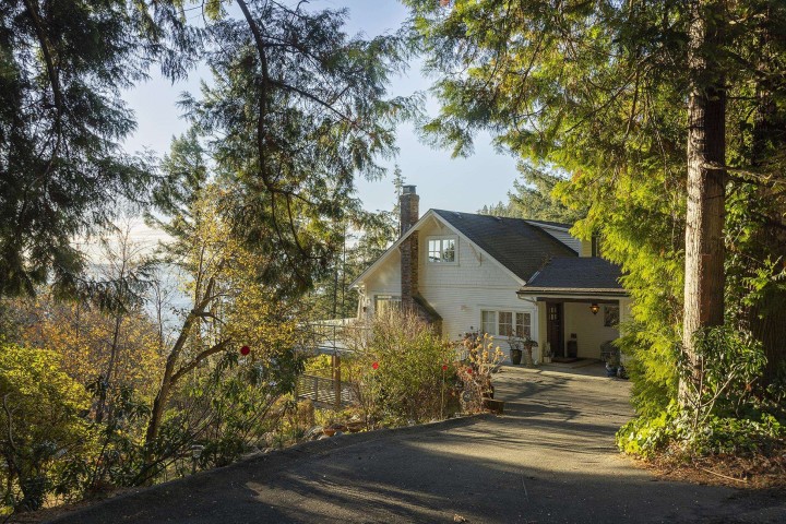 Photo 7 at 4778 Marine Drive, Olde Caulfeild, West Vancouver