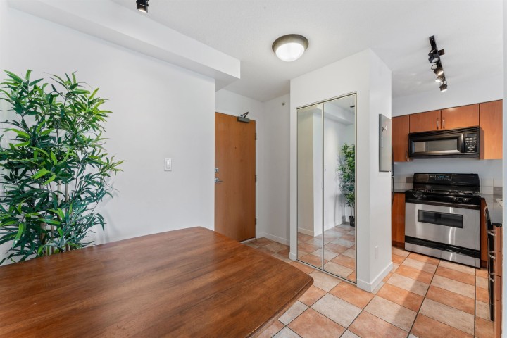 Photo 7 at 1510 - 63 Keefer Place, Downtown VW, Vancouver West