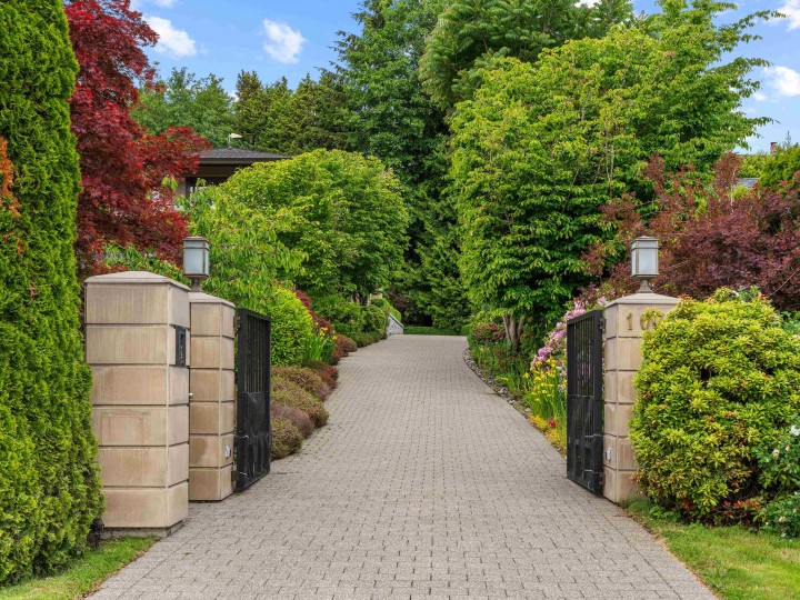 Photo 3 at 1075 Groveland Road, British Properties, West Vancouver