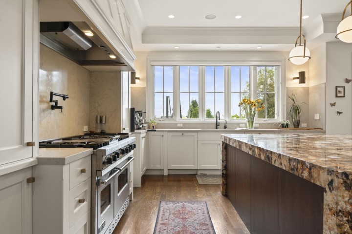 Photo 10 at 1075 Groveland Road, British Properties, West Vancouver