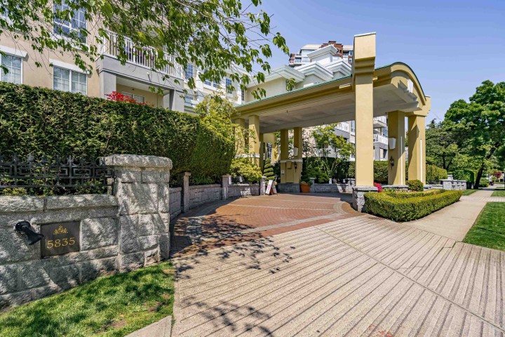 Photo 37 at 213 - 5835 Hampton Place, University VW, Vancouver West