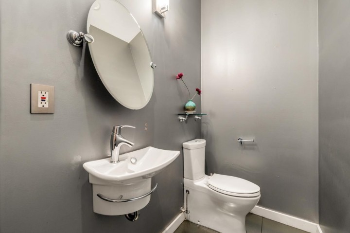 Photo 2 at 3772 W 19th Avenue, Dunbar, Vancouver West