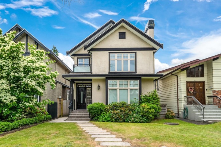 Photo 1 at 3772 W 19th Avenue, Dunbar, Vancouver West