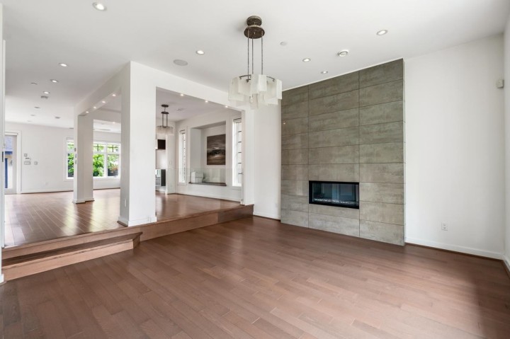 Photo 4 at 3772 W 19th Avenue, Dunbar, Vancouver West