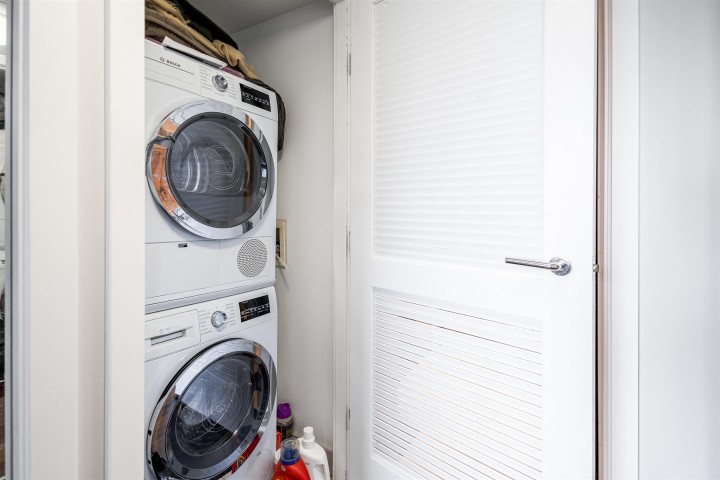 Photo 12 at 407 - 499 Broughton Street, Coal Harbour, Vancouver West