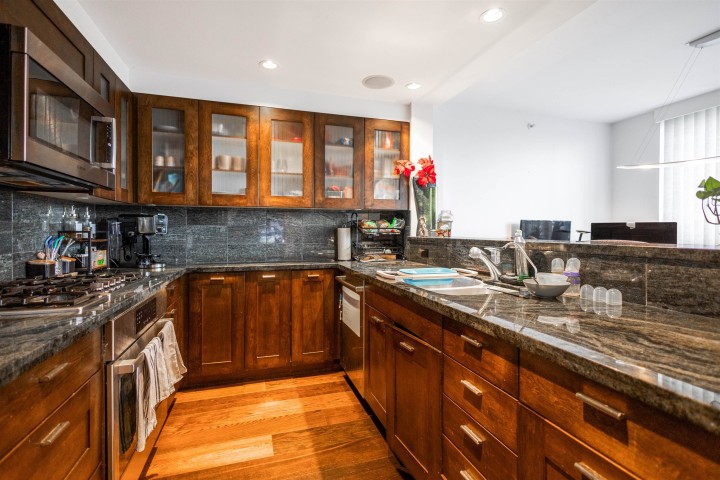 Photo 4 at 407 - 499 Broughton Street, Coal Harbour, Vancouver West