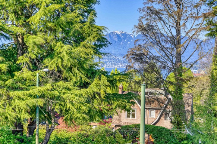 Photo 24 at 4218 W 10th Avenue, Point Grey, Vancouver West