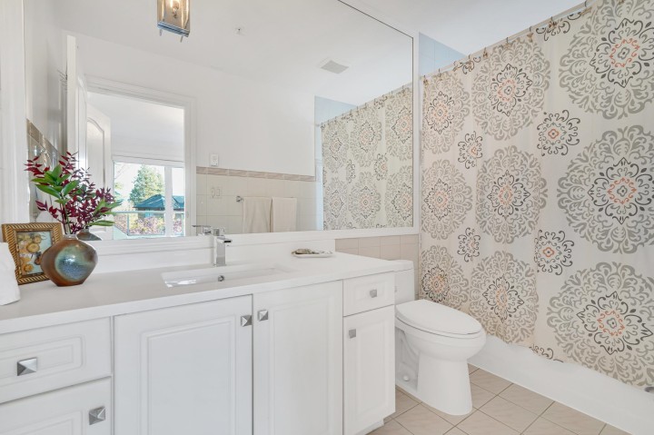 Photo 18 at 4218 W 10th Avenue, Point Grey, Vancouver West