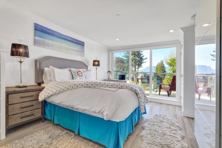 Photo 19 at 4218 W 10th Avenue, Point Grey, Vancouver West