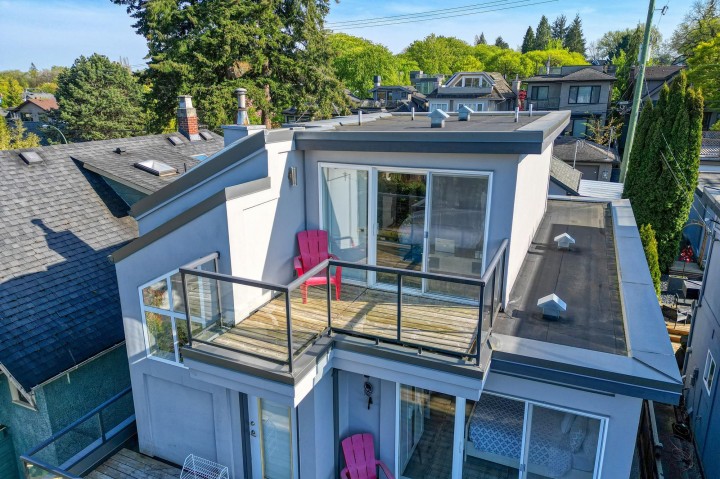 Photo 21 at 4218 W 10th Avenue, Point Grey, Vancouver West