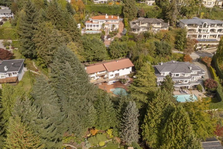 Photo 3 at 860 Fairmile Road, British Properties, West Vancouver
