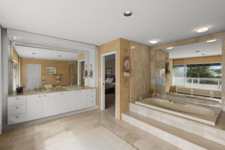 Photo 19 at 860 Fairmile Road, British Properties, West Vancouver