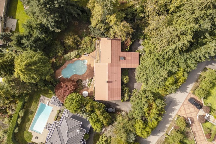 Photo 4 at 860 Fairmile Road, British Properties, West Vancouver