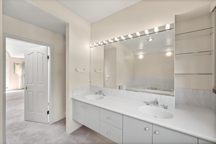 Photo 32 at 3470 W 43rd Avenue, Southlands, Vancouver West