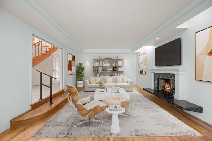 Photo 9 at 3470 W 43rd Avenue, Southlands, Vancouver West