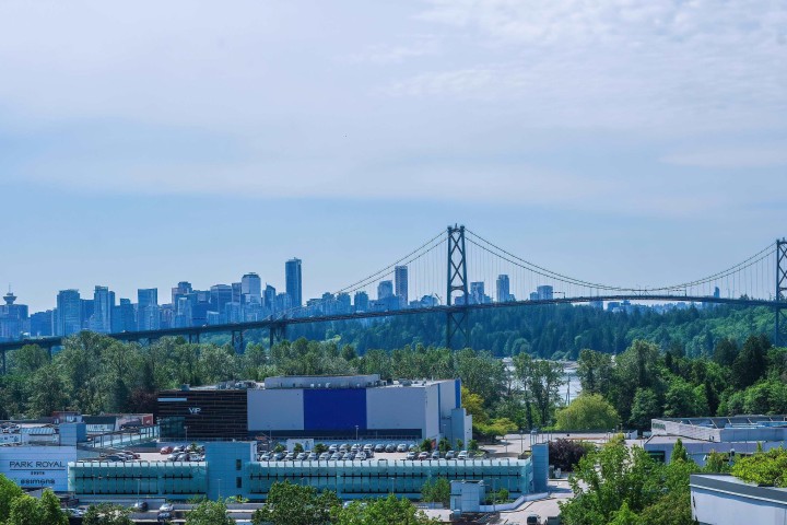 Photo 26 at 102 - 908 Keith Road, Park Royal, West Vancouver