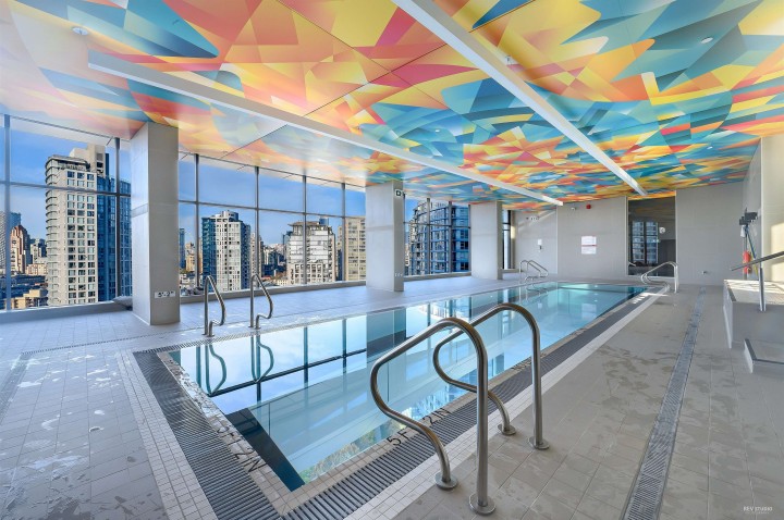 Photo 16 at 704 - 89 Nelson Street, Yaletown, Vancouver West