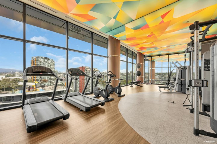 Photo 15 at 704 - 89 Nelson Street, Yaletown, Vancouver West