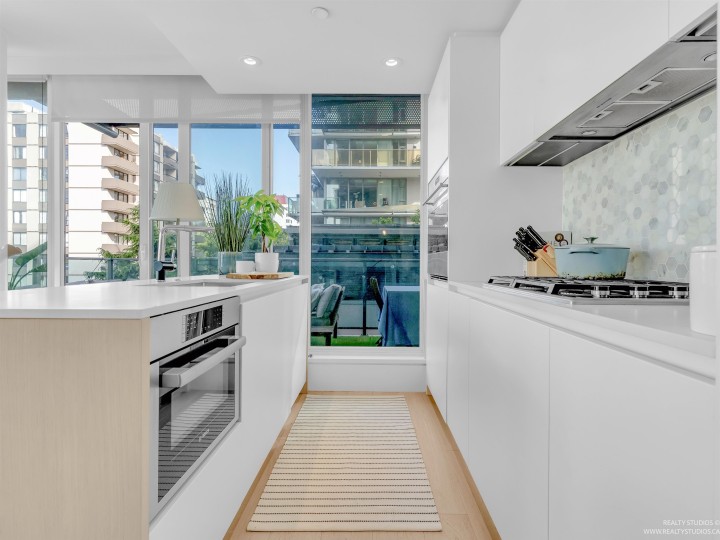 Photo 10 at 605 - 1180 Broughton Street, West End VW, Vancouver West